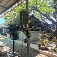 บรรยากาศ สเต็กริมสวน