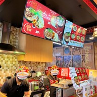 元铭缘牛肉米粉 Samyan Mitrtown