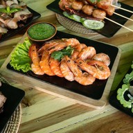 เมี่ยงปลาเผา ลุงยศ เจ้าเก่า เจ้าดัง (อร่อยจนไม่เหลือก้าง) ลุงยศ