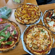 Pizza Mania สุขุมวิท 23