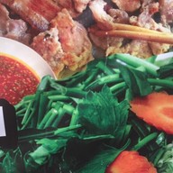 คุณหลวงหมูกระทะ น้ำจิ้มรสเด็ด ตลาดนัดบุญอนันต์