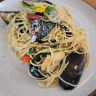 Lapin Cafe ร้านลาแปงคาเฟ่ ข่วงสิงห์