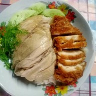 พี่นิดข้าวมันไก่  อาหารตามสั่ง