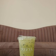 เมนูของร้าน Reeya Coffee & Bistro