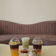 เมนูของร้าน Reeya Coffee & Bistro