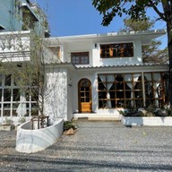 HOSHI TSUKI by บ้านนมคาเฟ่ สันติธรรม -