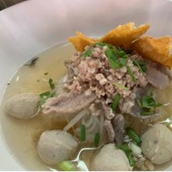 ก๋วยเตี๋ยวแซงโค้ง โค้งปรางเซียน