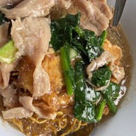 ราดหน้ายอดผัก กกท. กกท.