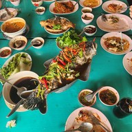 เมนูของร้าน รวมปลา