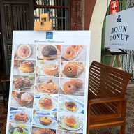 John Donut Thalang