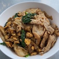 ราดหน้ายอดผัก กกท. กกท.