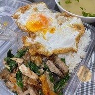 ไดม่อนครัวไทยฝรั่ง (ตามสั่ง,ก๋วยจั๊บญวน,ข้าวผัดซิกเนเจอร์) สาขา1