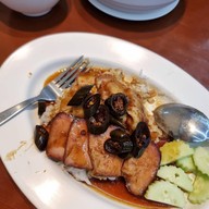 ตี่ โภชนา (ตี่ เป็ดย่าง)