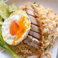 ครัวรถตู้