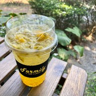 Farmily a cafe in farm (กาแฟpremium ขนมเค้ก อาหารอร่อย ได้คุณภาพ)