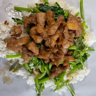 เมนูของร้าน กุ๊กปุ๋ย อาหารตามสั่ง