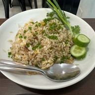 ผัดผัด ผัดผัด สาขาพลายชุมพล