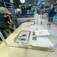 Eric Kayser เซ็นทรัลอีสต์วิลล์