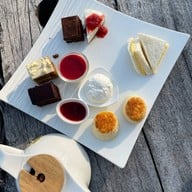 La A Natu Bed & Bakery Resort