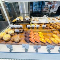 Eric Kayser เซ็นทรัลอีสต์วิลล์