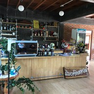 ไร่ส้มแบงค์ดอย (ส่วนร้านอาหารและกาแฟ)