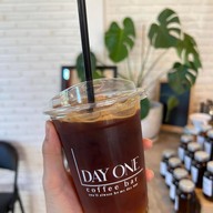 DAY ONE BAR&RESTAURANT ถนนประชาอุทิศ