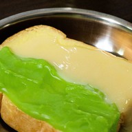 Bread Boy ขนมปังปิ้ง & นมสด สุขุมวิท 36