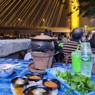 บรรยากาศ จิ้มจุ่ม พระราม 8