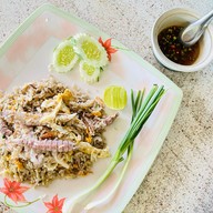 เมนูของร้าน กะเพราหน้าค่าย