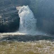 น้ำตกแม่วาง