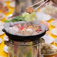 หมูกระทะ ยักษ์ยิ้ม - YakYim (บุฟเฟต์ จิ้มจุ่ม กระทะร้อน) ตลาดโรงเกลือนวนคร