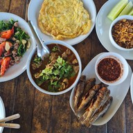 ไร่สุดเมิงโปง บ่อเกลือใต้ ก่อนถึงถนน เลข 3 จังหวัดน่าน