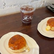 Brassica Doughnuts เอกมัย