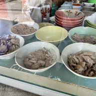 ก๋วยเตี๋ยวตำลึงชาววัง ก๋วยเตี๋ยวลูกชิ้นปลา(ลูกชิ้นปลาไม่ได้ทำเอง)