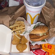 McDonald's เดอะ ไนน์ เซ็นเตอร์ พระราม 9
