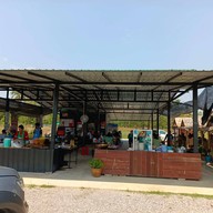 หน้าร้าน กระเพรา20(แยกปั๊มปตทนาห้วย)