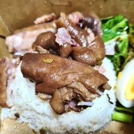 ขาหมูโบราณกะทู้ กะทู้