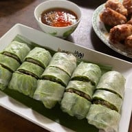 เมนูของร้าน บ้านขมิ้น