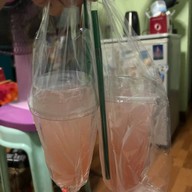 เมนูของร้าน พลอยแอนด์พราวคาเฟ่