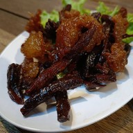 เมนูของร้าน ลาบเกินร้อย ซอยสามยอด