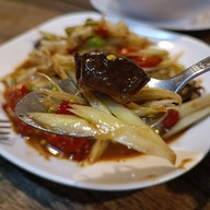 เมนูของร้าน ลาบเกินร้อย ซอยสามยอด