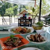 เมนูของร้าน ส้มตำลูกหมี