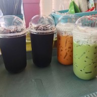 อาหารตามสั่งกลางซอย