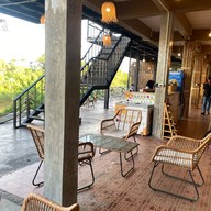 ดีหาดใหญ่ คาเฟ่แอนด์เรสเตอท์รองท์ ดีหาดใหญ่ คาเฟ่แอนด์เรสเตอท์รองท์