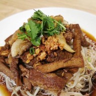 ก๋วยเตี๋ยวหลอด เสนาซอย4