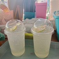 อาหารตามสั่งกลางซอย
