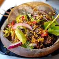 เมนูของร้าน อาป๋าทะเลเผา กิ่งแก้ว สมุทรปราการ