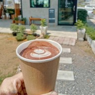REDs Roastery Specialty Coffee (เรดส์ โรสเตอรี่ คอฟฟี่) -
