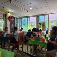 บรรยากาศ กระทะร้อน&สเต็กลุงกว้าง