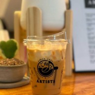 Artists Coffee - studio กลางเมือง